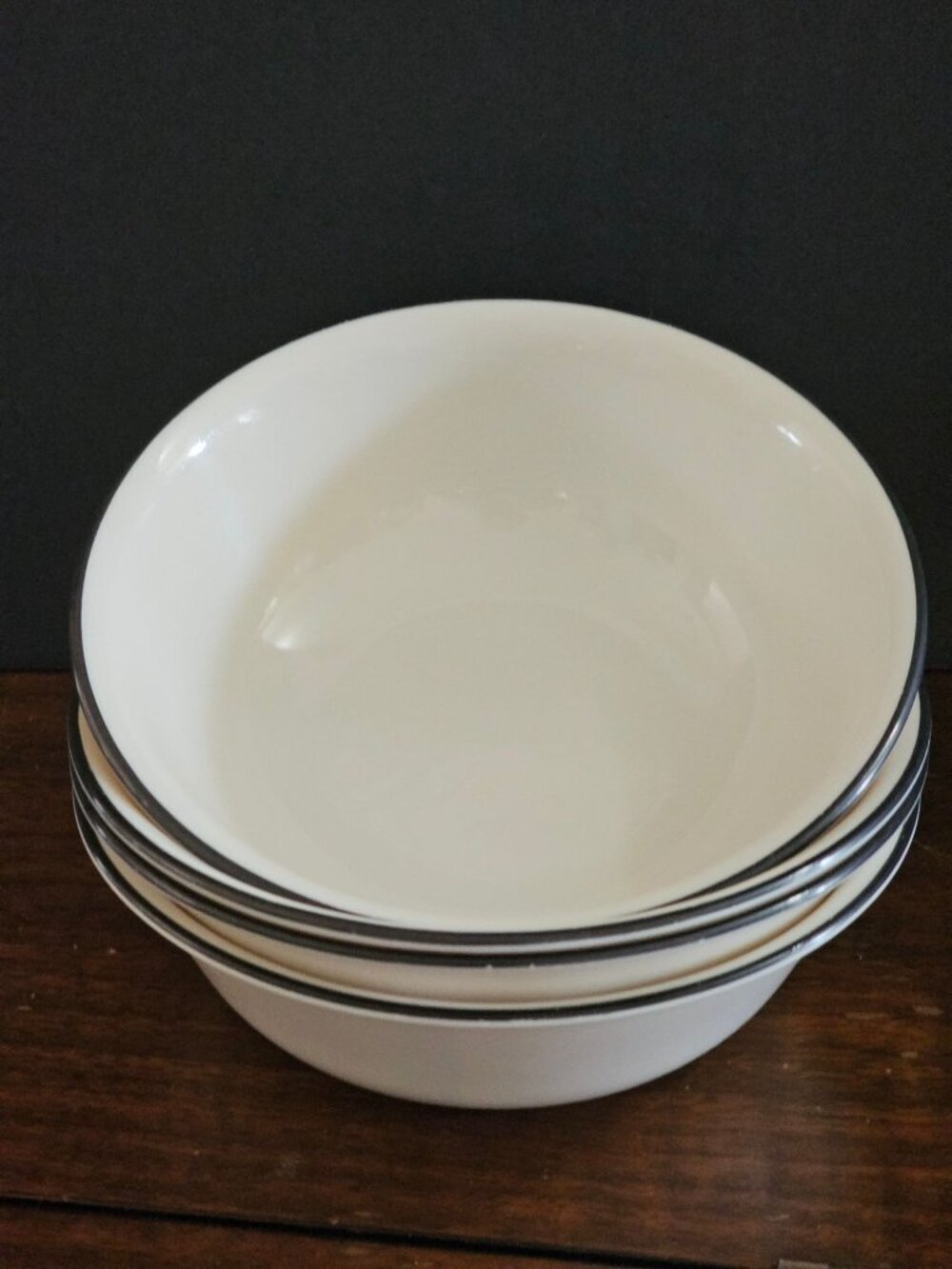 4 Vintage Corelle Sandstone Cereal Bowls Black Rim 6.25" tan cream base color